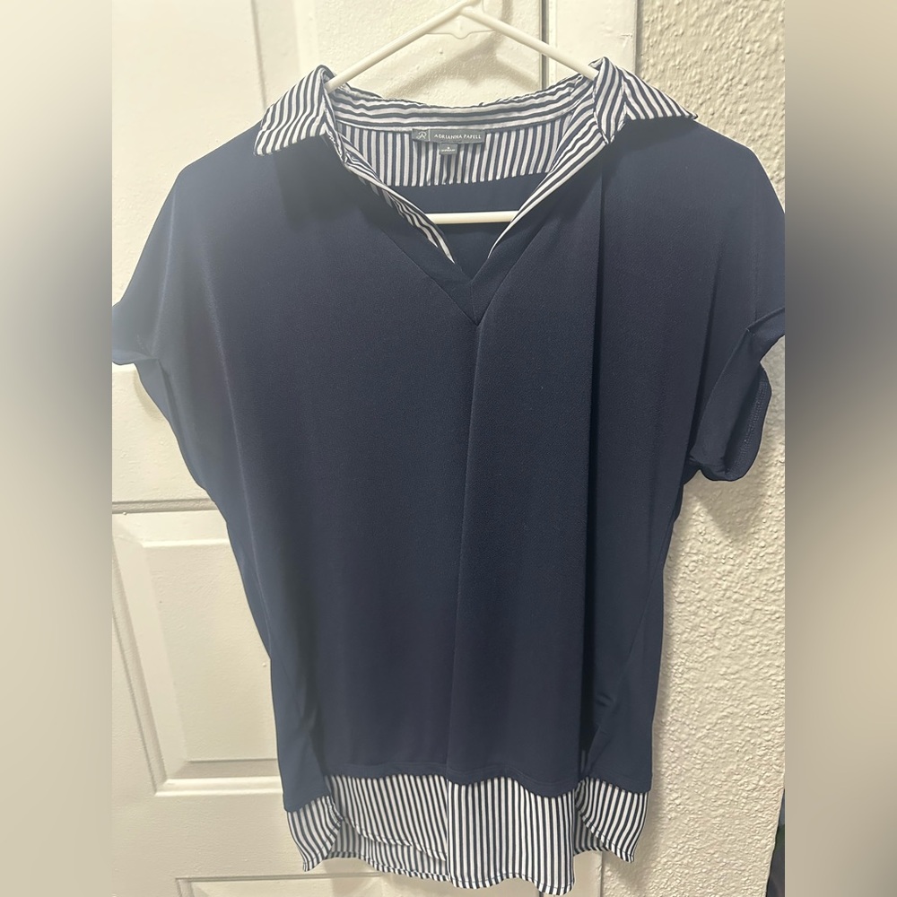 Navy blue and white strip top 
Size small